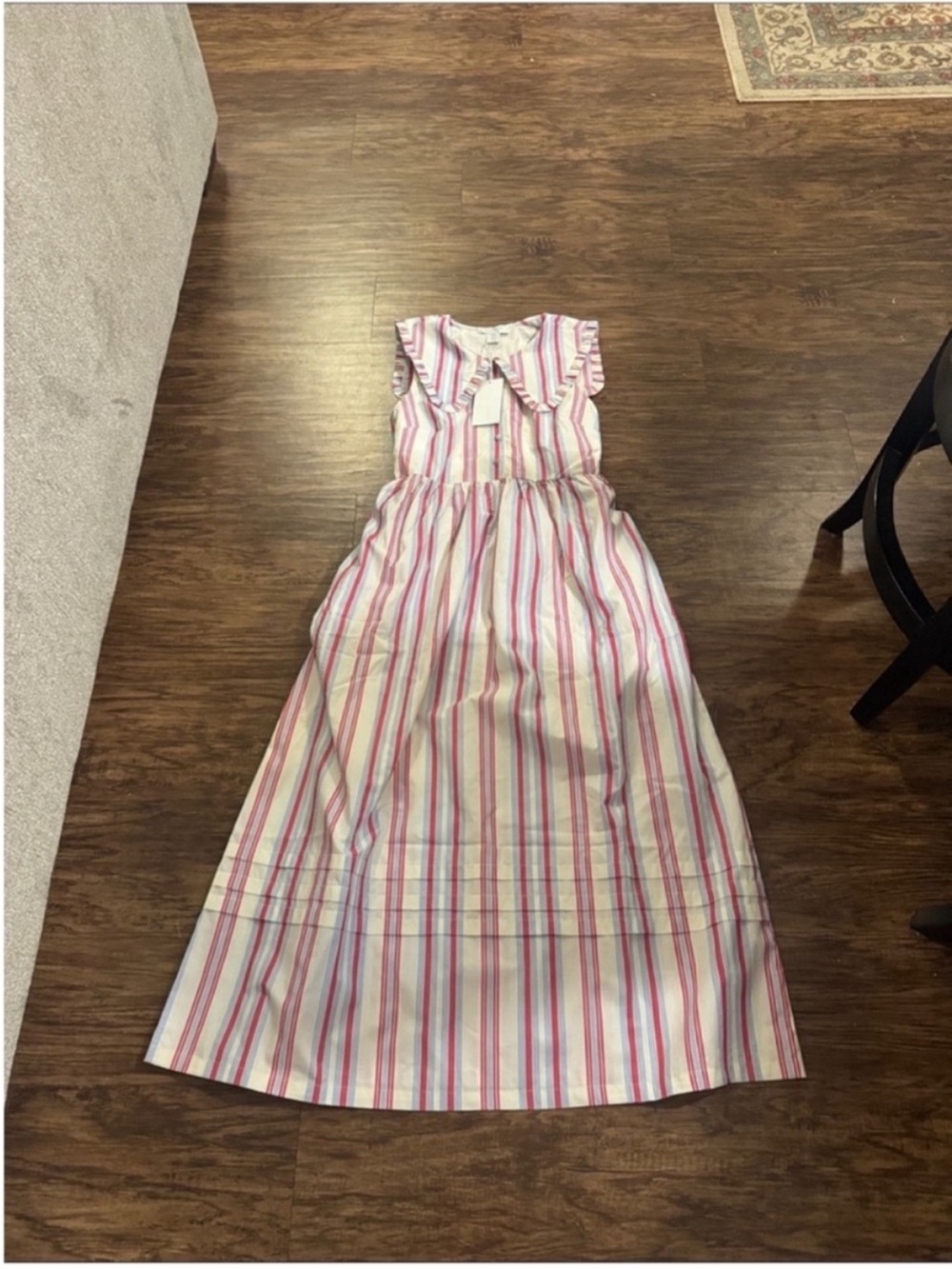 NWT Caroline constas dress size medium